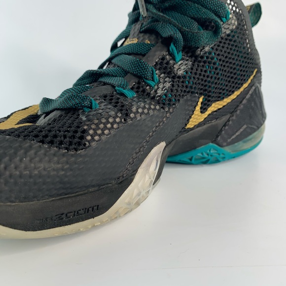 NIKE LEBRON XII LOW SVSM BASKETBALL SHOES SIZE 8 - Picture 6 of 10